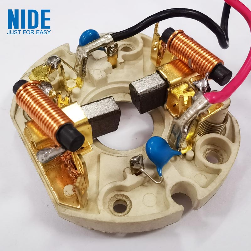 Kumaha sikat karbon ningkatkeun pagelaran motor sareng panjang